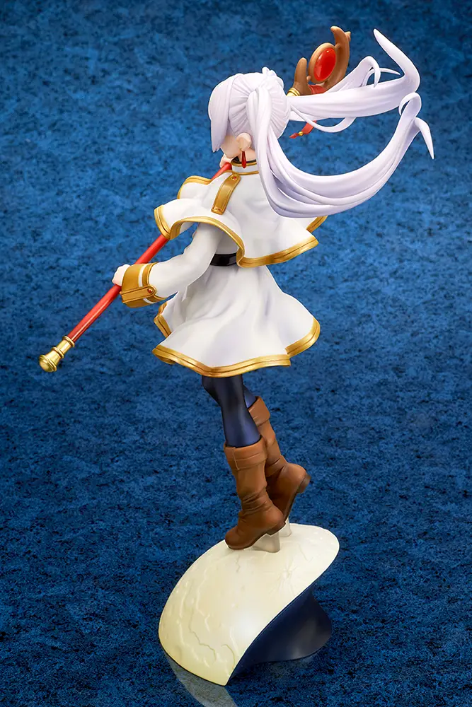 Figurine Frieren Ver. Match Against Aura de Frieren: Beyond Journey's End par Ques Q